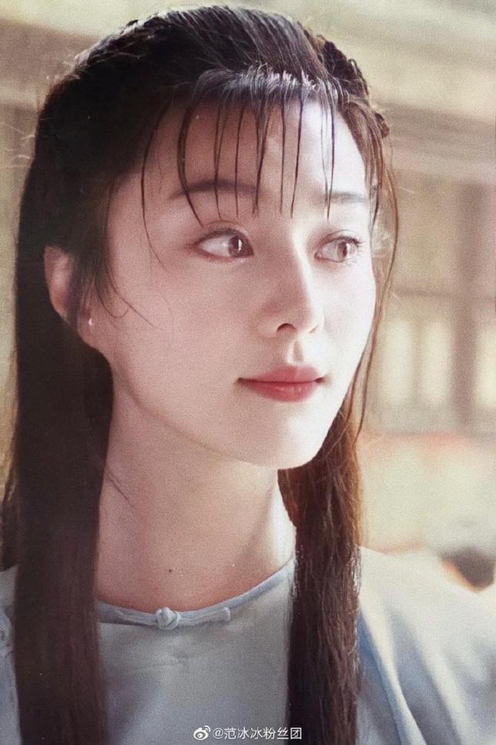 Loạt ảnh tuổi 20 đẹp như tiên nữ gây xôn xao của Phạm Băng Băng - 4 Loạt ảnh tuổi 20 đẹp như tiên nữ gây xôn xao của Phạm Băng Băng - 4