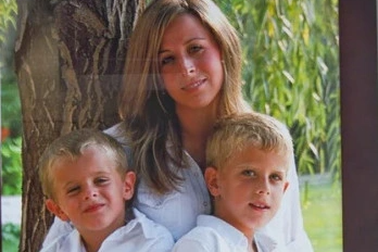 Tờ hóa đơn mua sơn đỏ tố cáo hung thủ vụ thảm án