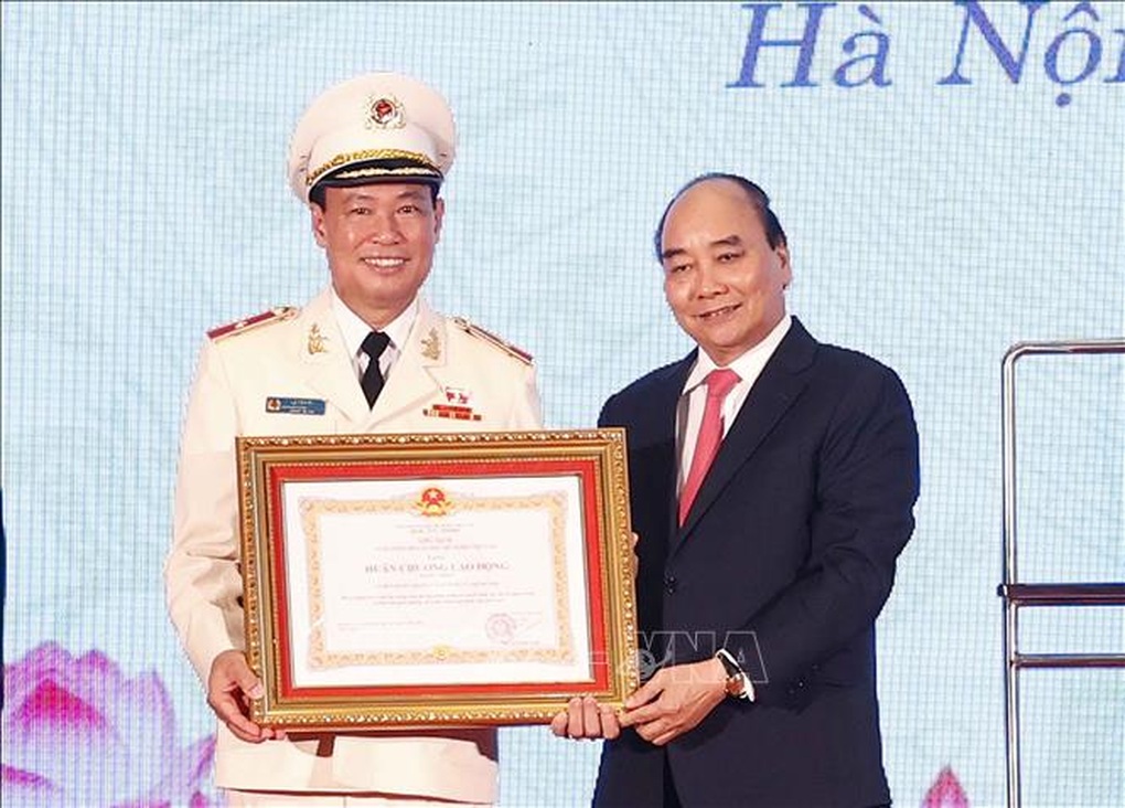 Ủy ban Quốc phòng và An ninh nhận Huân chương Lao động hạng Nhất - 1 Ủy ban Quốc phòng và An ninh nhận Huân chương Lao động hạng Nhất - 1