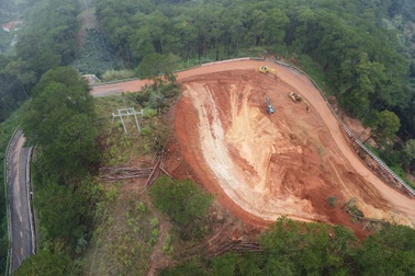 Thông xe trên đèo nối Đà Lạt - Khánh Hòa sau hơn 1 tháng tê liệt