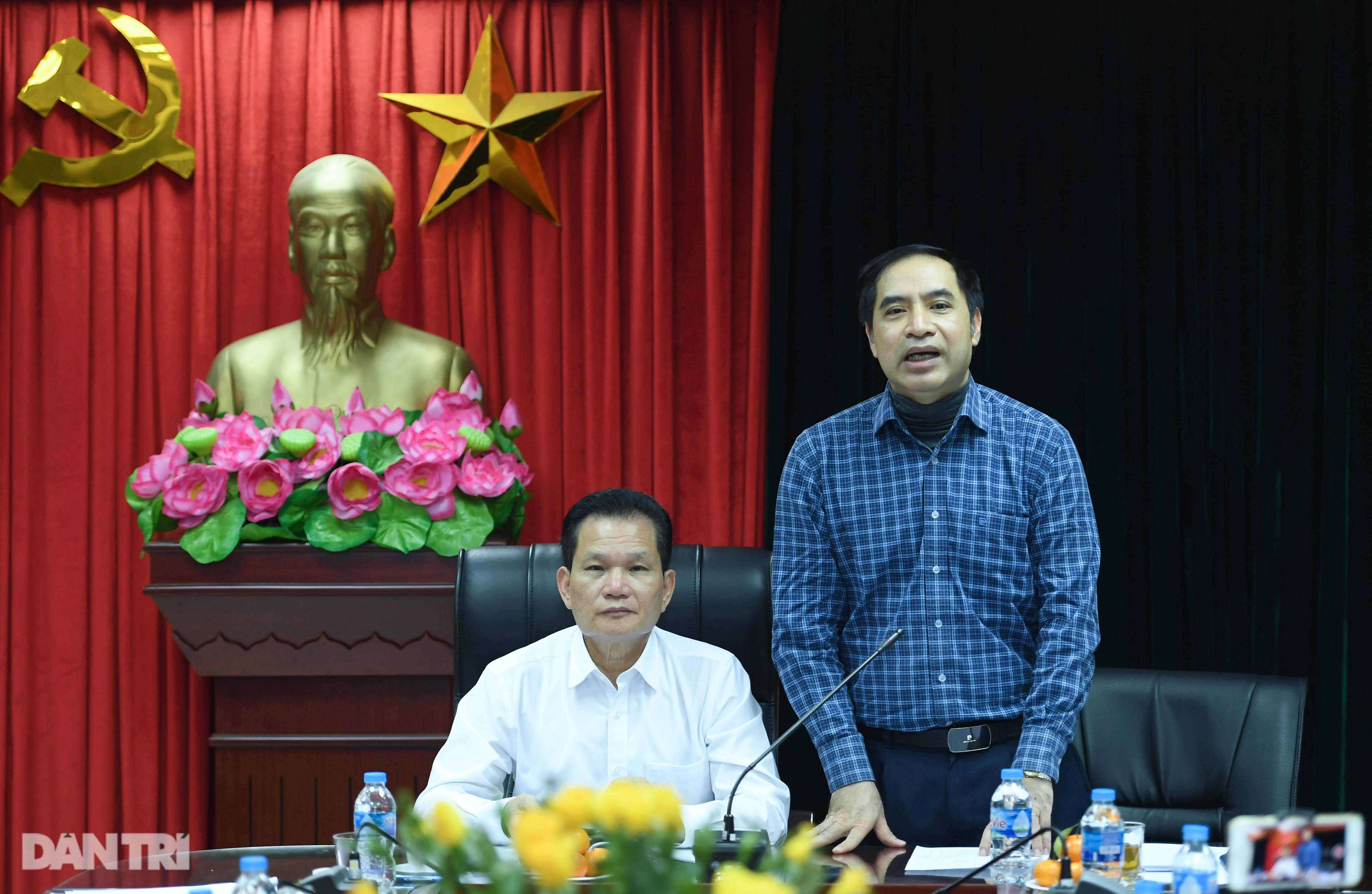 Triển khai hiệu quả các nhiệm vụ lao động việc làm trong bối cảnh Covid-19 - 1 Triển khai hiệu quả các nhiệm vụ lao động việc làm trong bối cảnh Covid-19 - 1