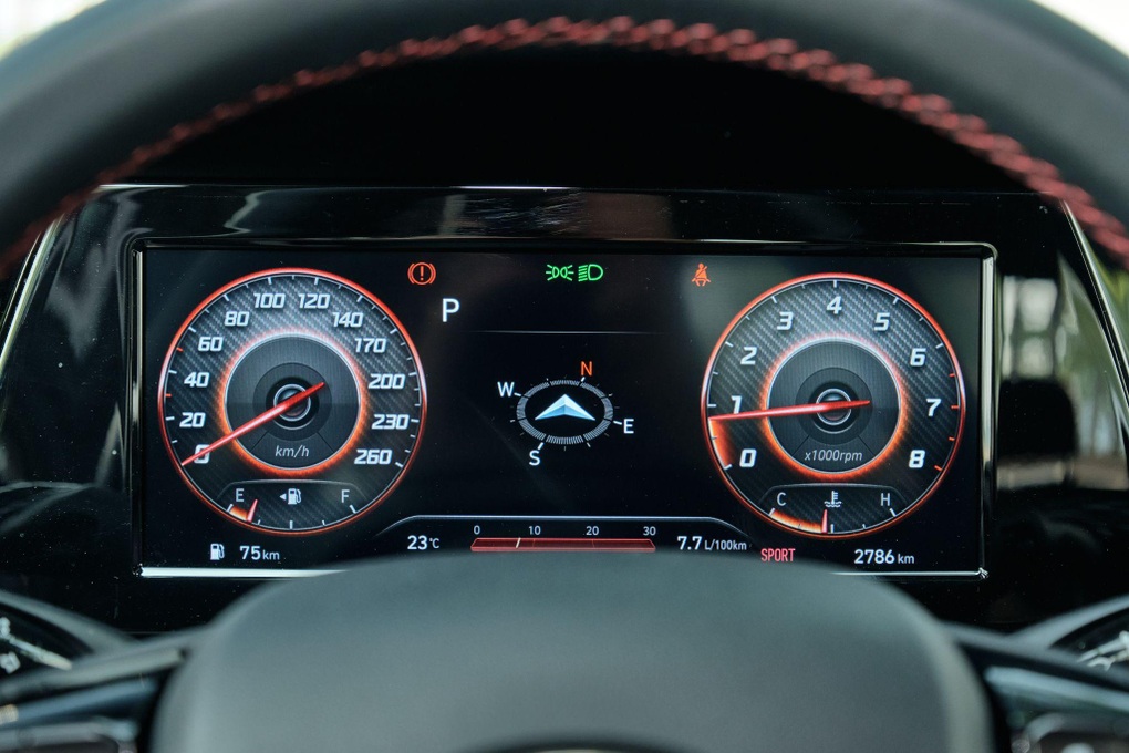 Trải nghiệm chi tiết Hyundai Elantra N-Line 2023: lái thú vị, đủ dính ghế - 13 Trải nghiệm chi tiết Hyundai Elantra N-Line 2023: lái thú vị, đủ dính ghế - 13