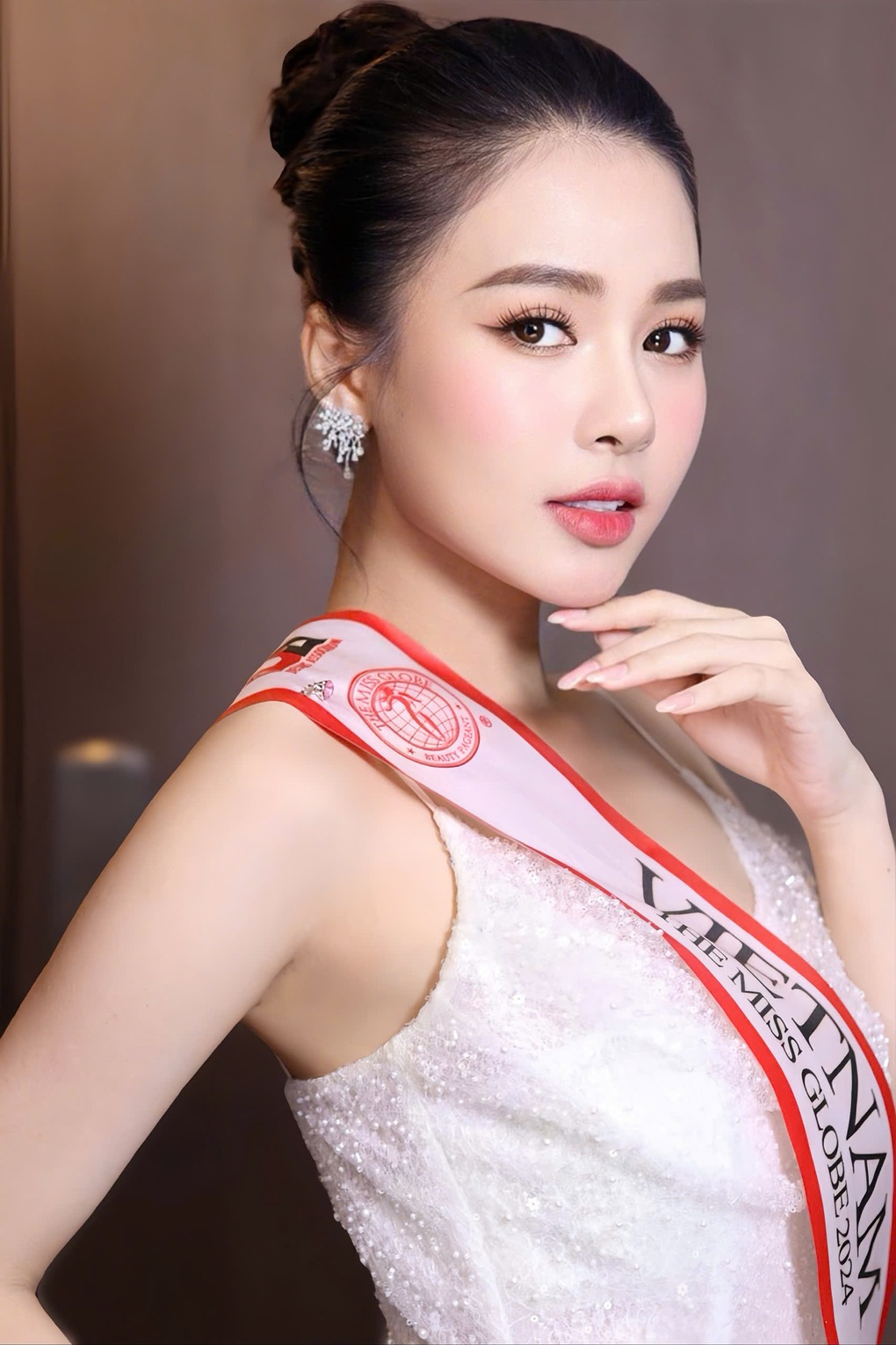 Những bộ cánh giúp Á hậu Đỗ Hà Trang ghi điểm tại Hoa hậu Hoàn cầu 2024 - 1 Những bộ cánh giúp Á hậu Đỗ Hà Trang ghi điểm tại Hoa hậu Hoàn cầu 2024 - 1