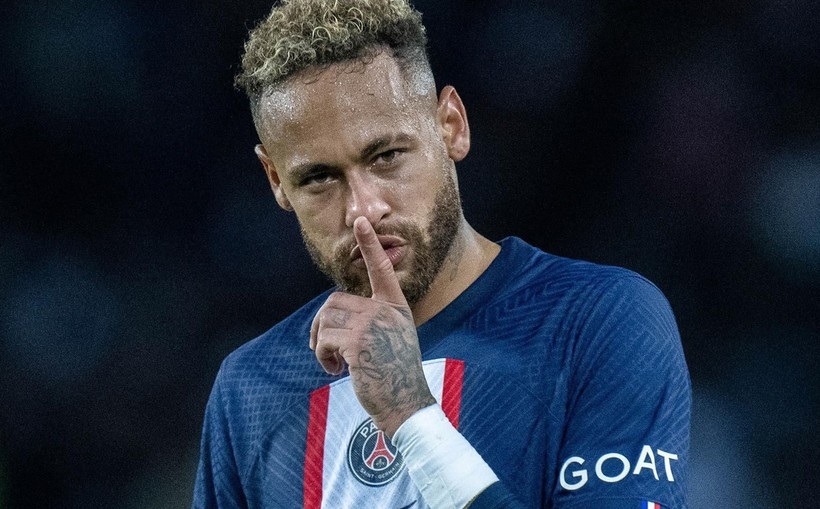 Sau Kylian Mbappe, tới lượt Neymar hứng chịu đòn trừng phạt của PSG - 1