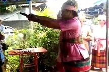 Thầy pháp tử vong vì dùng kiếm đâm vào tim để chứng minh mình... bất tử