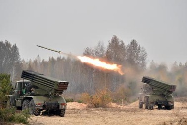 Vũ khí hủy diệt biển người Ukraine đỏ lửa miền Đông
