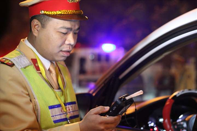 Ứng dụng hữu ích giúp tra cứu các mức xử phạt vi phạm giao thông theo Nghị định 100