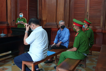 Điều tra bổ sung vụ Giám đốc ngân hàng nhận hối lộ 2 bao tiền