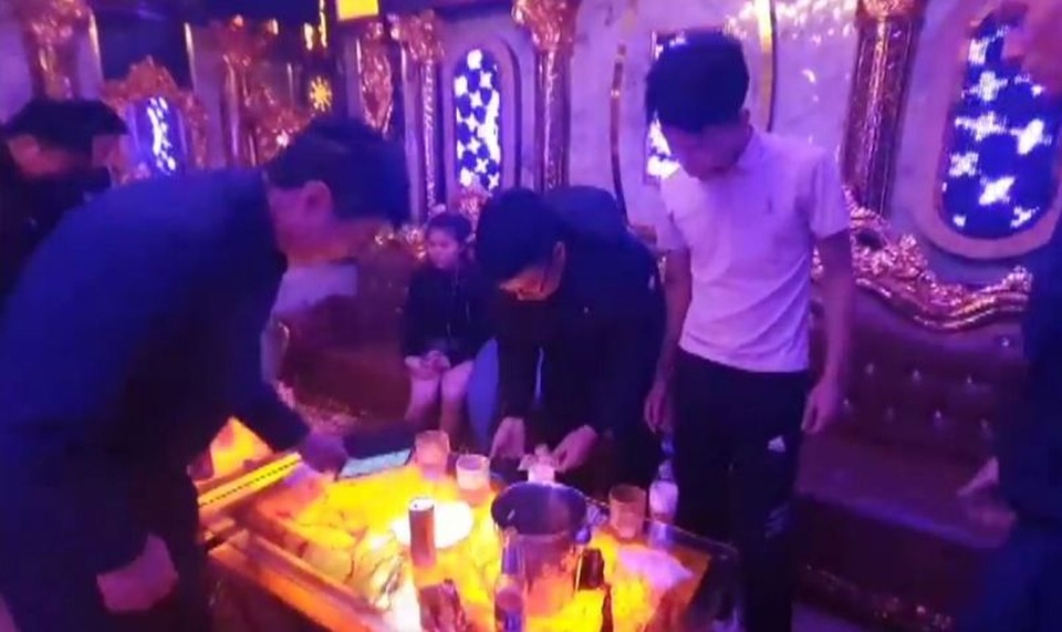 Thành lập đoàn liên ngành, tăng cường kiểm tra các dịch vụ nhạy cảm - 1 Thành lập đoàn liên ngành, tăng cường kiểm tra các dịch vụ nhạy cảm - 1