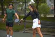 Cây vợt tố cáo chuyện chồng tôi ngoại tình khi đi đánh pickleball