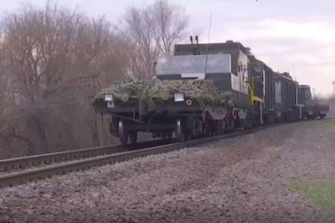 Nga công bố video đoàn tàu bọc thép tham gia chiến dịch ở Ukraine