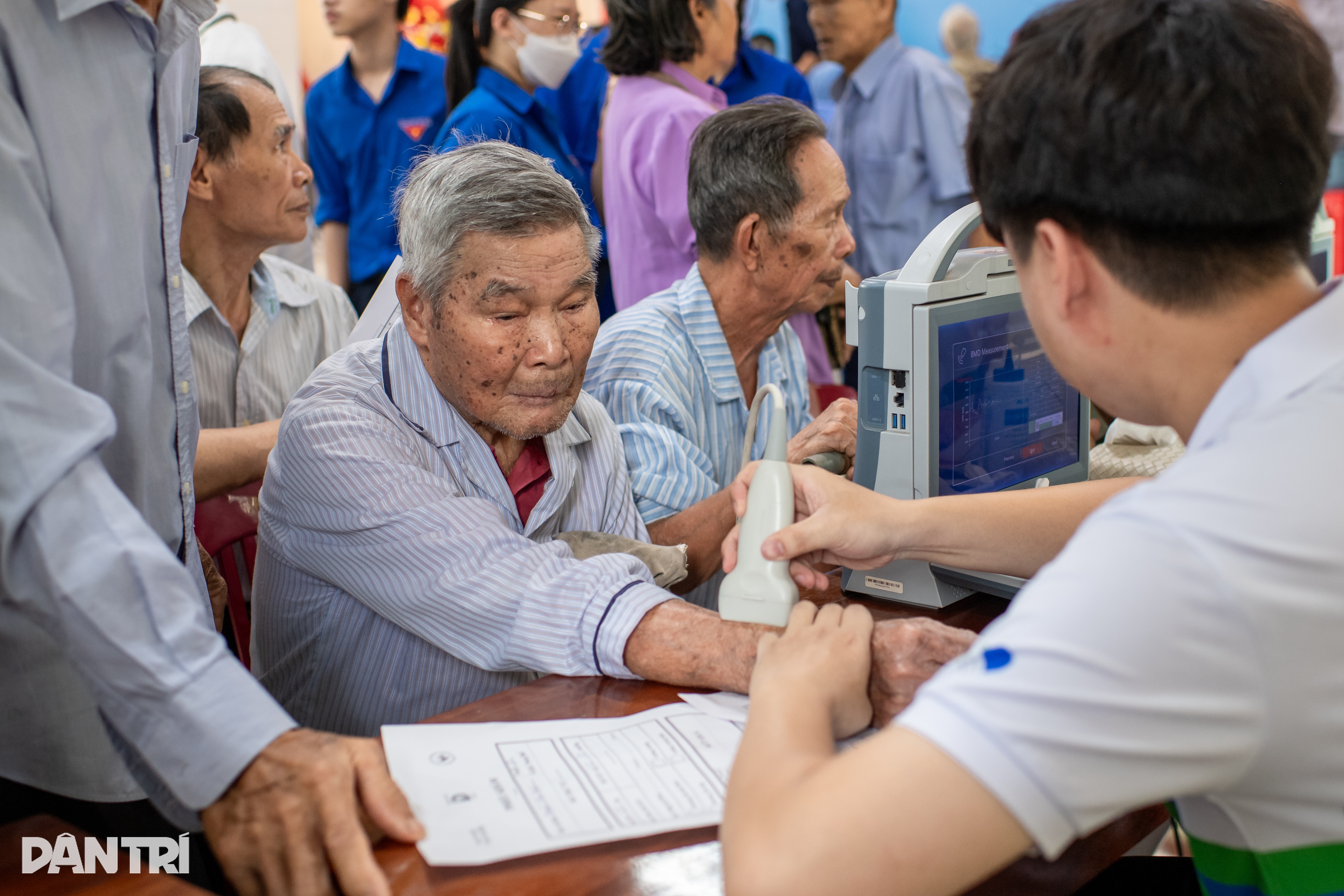 Một tinh thần thép, trái tim can trường đã dâng trọn tuổi xuân cho đất nước - 2 Một tinh thần thép, trái tim can trường đã dâng trọn tuổi xuân cho đất nước - 2