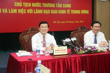 “Song kiếm hợp bích” tái cơ cấu