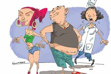 Nhiều trường hợp cấp cứu vì xỏ khuyên