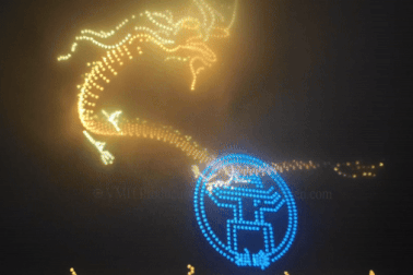 Mãn nhãn hình tượng rồng thời Lý rực sáng trên bầu trời Thủ đô