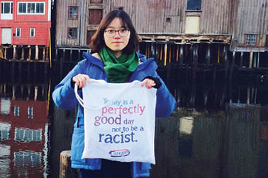 Cô “thủ lĩnh trẻ” và những chuyến “công du” đáng nhớ