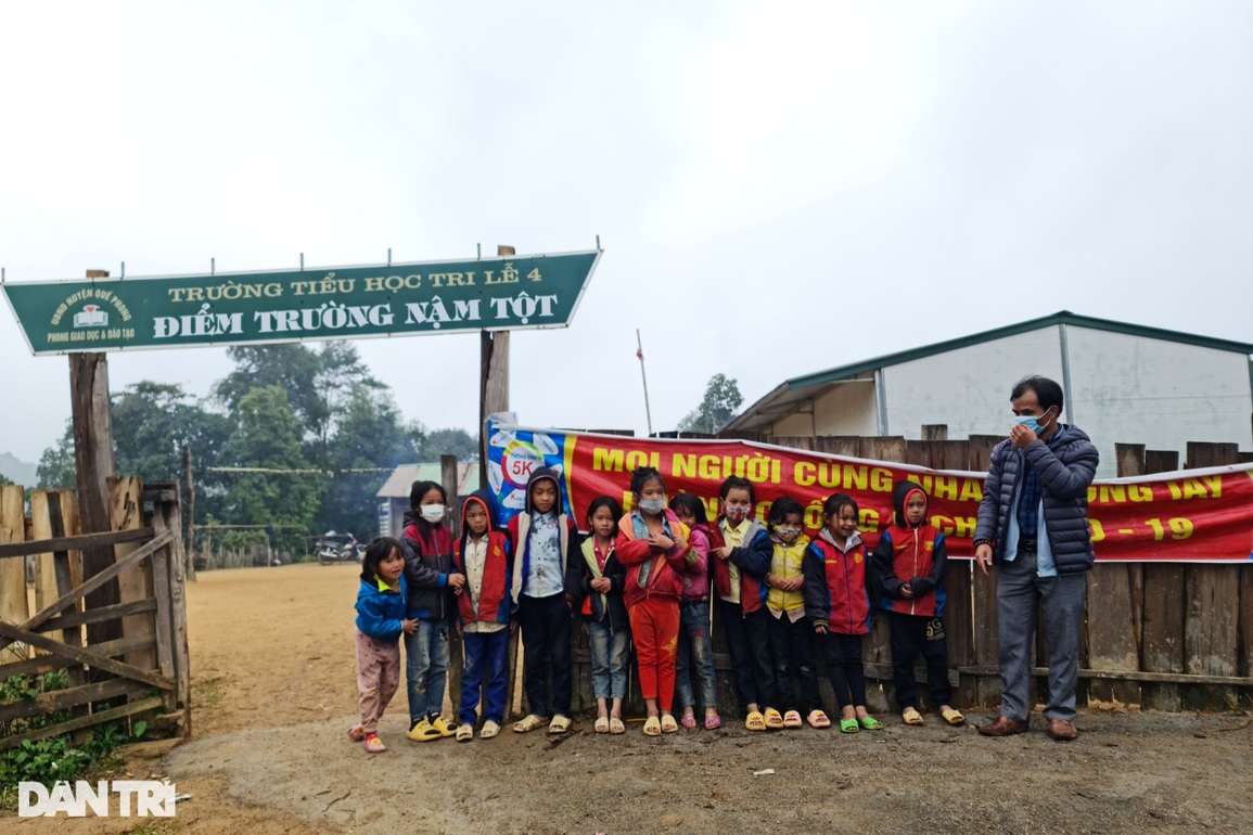 Khởi công xây cầu Dân trí thứ 21 tại xã vùng biên Việt - Lào - 15 Khởi công xây cầu Dân trí thứ 21 tại xã vùng biên Việt - Lào - 15