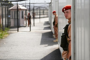 Cuộc sống binh sĩ Nga trong trại lính ở Syria như thế nào?