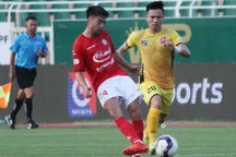 Lee Nguyễn tranh Vua phá lưới V-League với Công Phượng, Văn Toàn