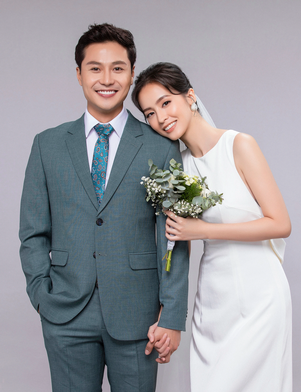 Thanh Sơn bất ngờ làm chú rể sau khi giành giải Cánh diều 2021 - 5 Thanh Sơn bất ngờ làm chú rể sau khi giành giải Cánh diều 2021 - 5