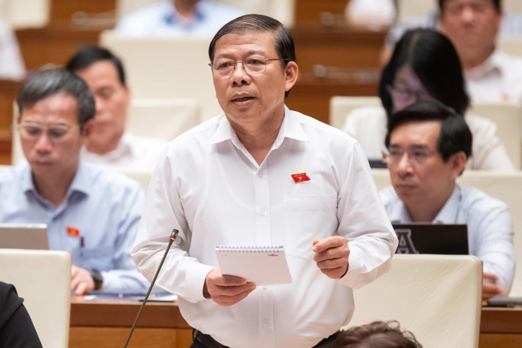 Nhiều ĐBQH đề nghị giữ nguyên án tử tội sản xuất, buôn bán thuốc giả - 2 Nhiều ĐBQH đề nghị giữ nguyên án tử tội sản xuất, buôn bán thuốc giả - 2