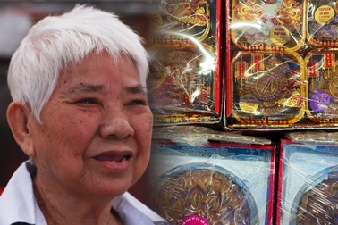 Cuộc đời "không chồng, internet, thẻ ATM" của chủ tiệm bánh nức tiếng TPHCM