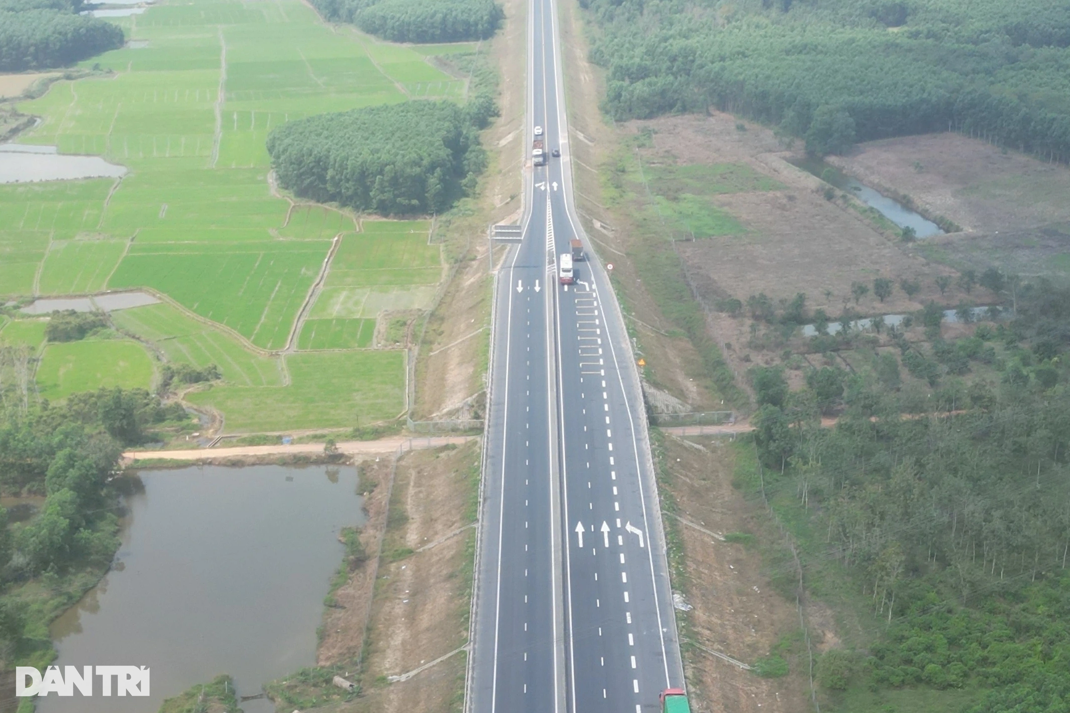 Sẽ bố trí thêm hệ thống an toàn giao thông trên cao tốc Cam Lộ - La Sơn - 1