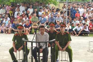 TAND Hòa Bình tuyên truyền pháp luật qua xét xử lưu động