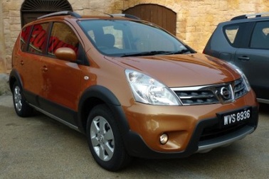 Diện kiến Nissan Livina bản 5 chỗ