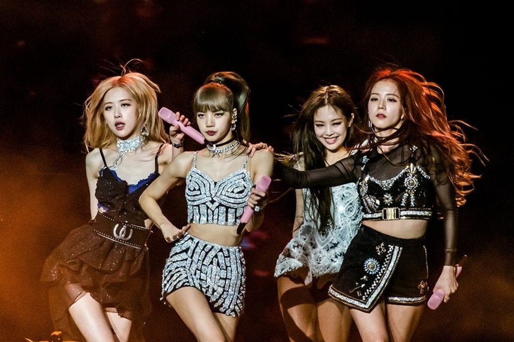 Toan tính phía sau việc công bố kết quả gia hạn hợp đồng của Blackpink - 2