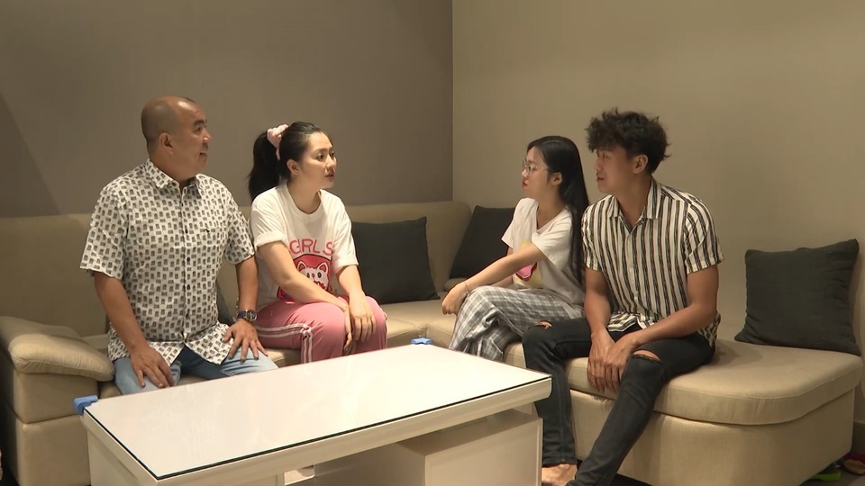 Hoài Linh hỗ trợ cả trăm triệu đồng giúp đàn em Quách Ngọc Tuyên mua nhà - 3 Hoài Linh hỗ trợ cả trăm triệu đồng giúp đàn em Quách Ngọc Tuyên mua nhà - 3