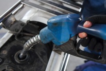 Lý do gì khiến giá xăng liên tục tăng?