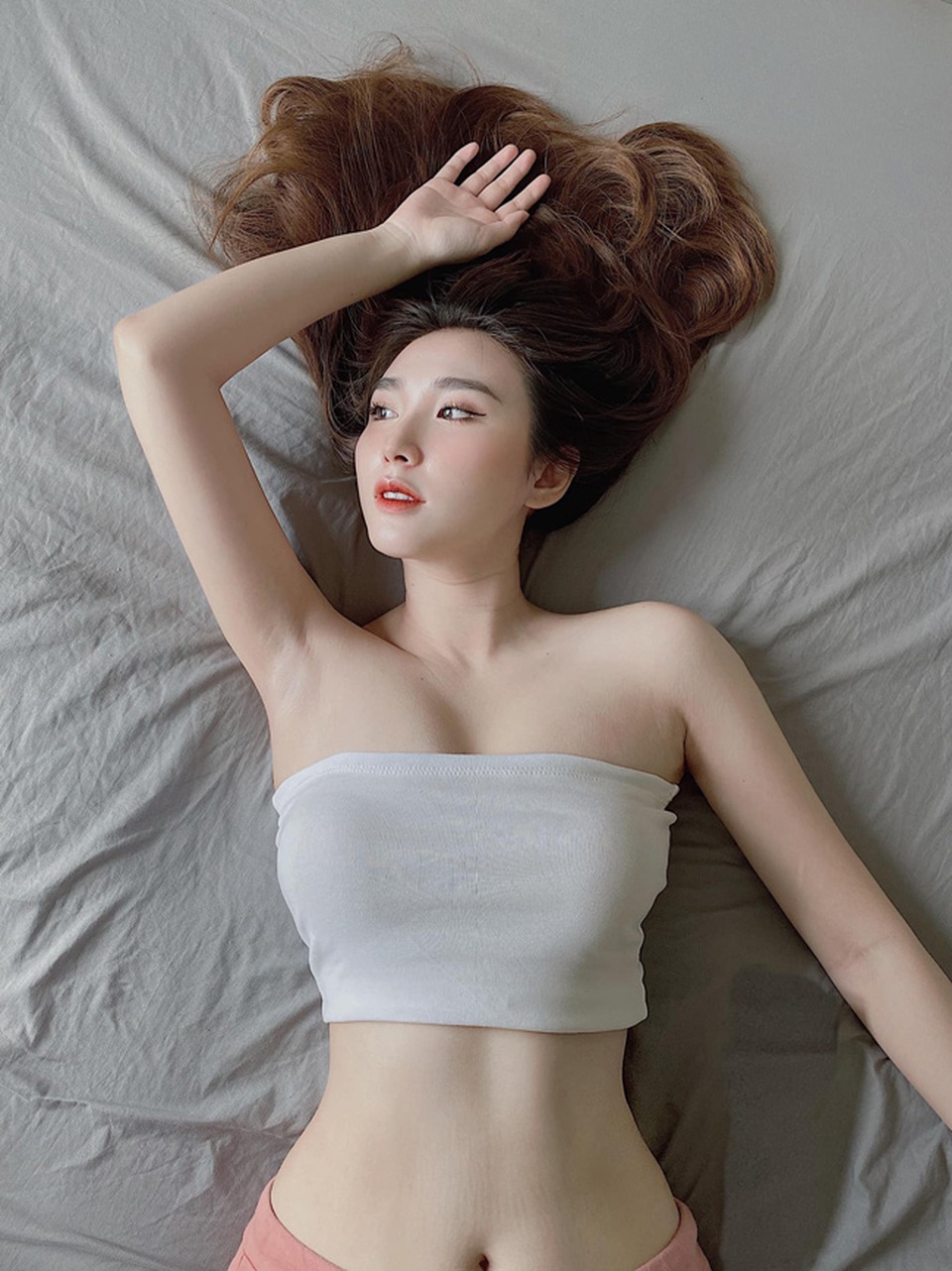 Chia tay cầu thủ, nhan sắc Thanh Mèo ngày một lên hương - 2 Chia tay cầu thủ, nhan sắc Thanh Mèo ngày một lên hương - 2