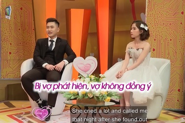 Chàng trai bị người yêu đòi chia tay vì "thả thính" gái xinh