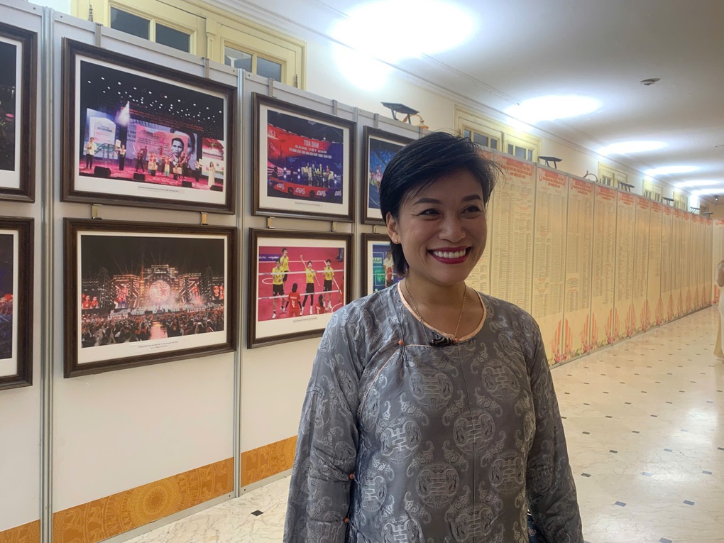 “Mưa đỏ”, các concert quốc gia thổi bùng ngọn lửa tình yêu nước - 5 “Mưa đỏ”, các concert quốc gia thổi bùng ngọn lửa tình yêu nước - 5