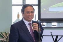 Thủ tướng ăn quả và nghe bài hát đặc biệt của thổ dân New Zealand