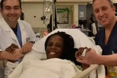 Tưởng mang thai 7, sản phụ 25 tuổi sinh tới… 9 con một lúc