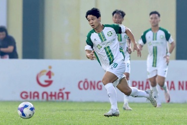 Công Phượng lên tiếng về màn trình diễn mờ nhạt ở giải hạng Nhất