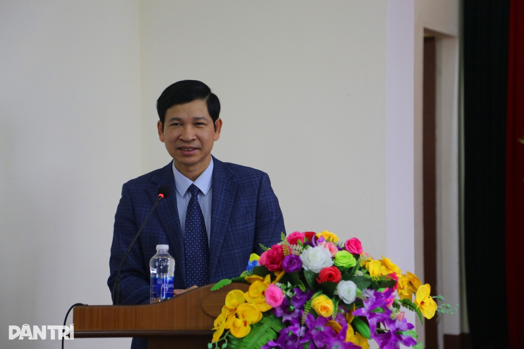 Sở LĐ-TBXH Quảng Bình vinh dự đón nhận Cờ Thi đua của Chính phủ - 3 Sở LĐ-TBXH Quảng Bình vinh dự đón nhận Cờ Thi đua của Chính phủ - 3