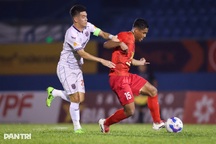 Tiến Linh ghi bàn cho CLB Bình Dương, HAGL hòa CLB Bình Định