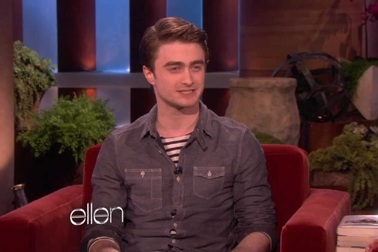 Daniel Radcliffe điển trai trên truyền hình
