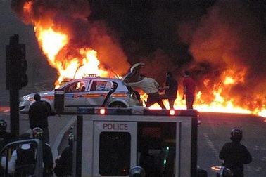 London tan hoang sau vụ bạo động 