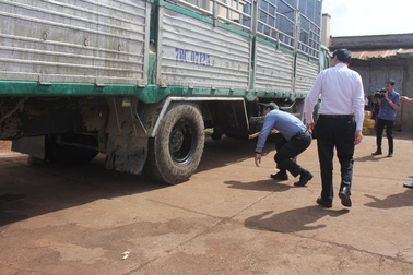 Vụ tai nạn 3 chị em tử vong: Họp khẩn tìm nguyên nhân xe tải gãy trục