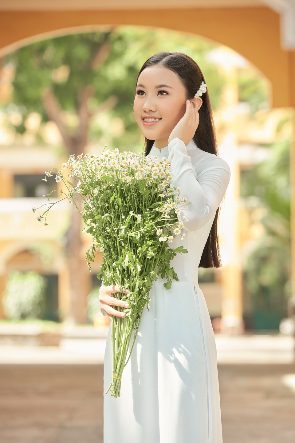 Hồ Văn Cường ra dáng thanh niên bên hai con gái nuôi của Phi Nhung - 7 Hồ Văn Cường ra dáng thanh niên bên hai con gái nuôi của Phi Nhung - 7