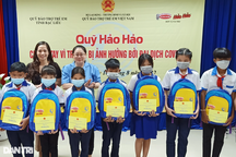 Quỹ Bảo trợ trẻ em Việt Nam trao quà, hỗ trợ trẻ mồ côi vì Covid-19