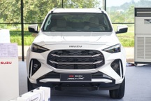 Isuzu mu-X 2025 thiếu những trang bị gì so với xe tại thị trường quốc tế?