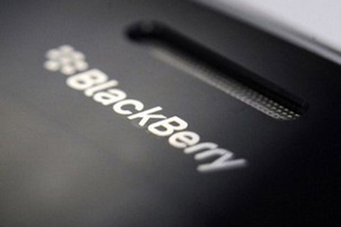 BlackBerry sắp trình làng smartphone đầu tiên có chức năng chống nước