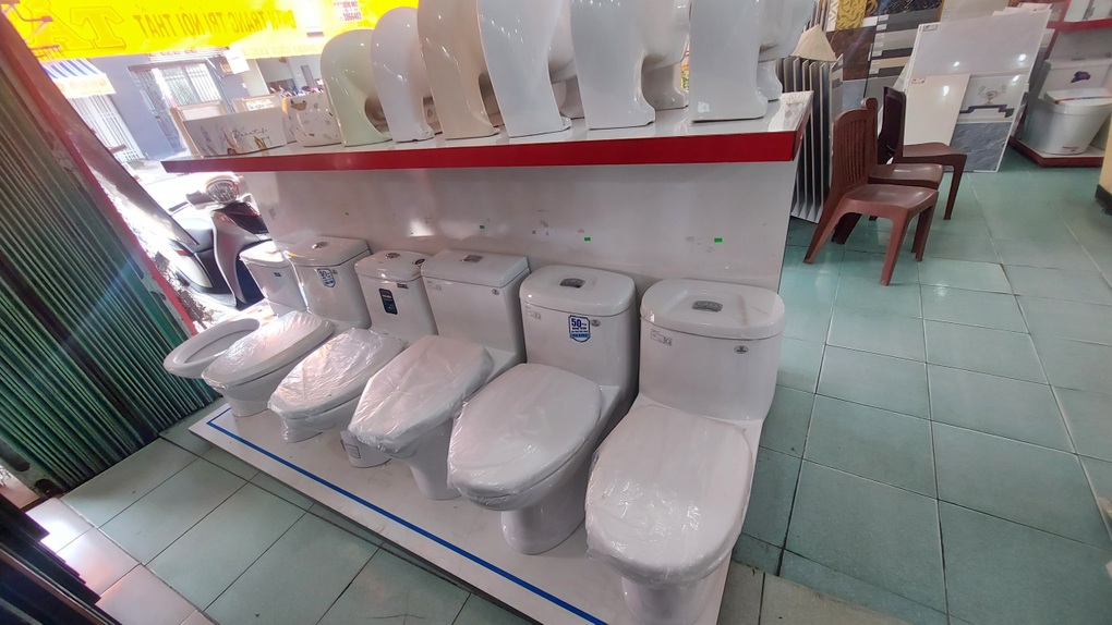 Chuyên gia cảnh báo thiết bị vệ sinh đội lốt thương hiệu lớn, hàng nhập khẩu - 1 Chuyên gia cảnh báo thiết bị vệ sinh đội lốt thương hiệu lớn, hàng nhập khẩu - 1