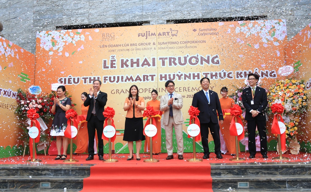 Khai trương siêu thị FujiMart tại tòa nhà Hateco Laroma, Huỳnh Thúc Kháng, Hà Nội - 1 Khai trương siêu thị FujiMart tại tòa nhà Hateco Laroma, Huỳnh Thúc Kháng, Hà Nội - 1