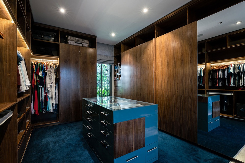 Cặp vợ chồng ở TP.HCM thiết kế cả rạp chiếu phim trong căn biệt thự phố - 9